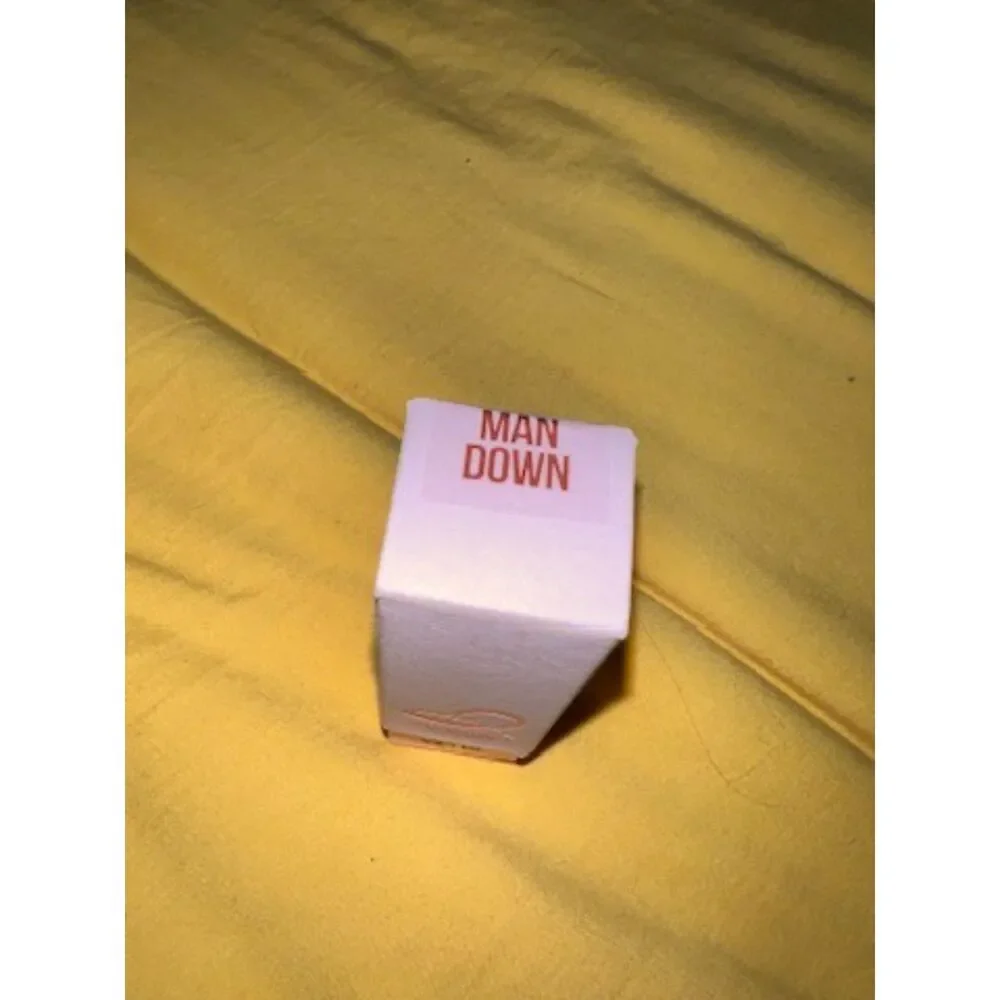 NIB Jeffree Star Velvet Trap Lipstick in Man Down
